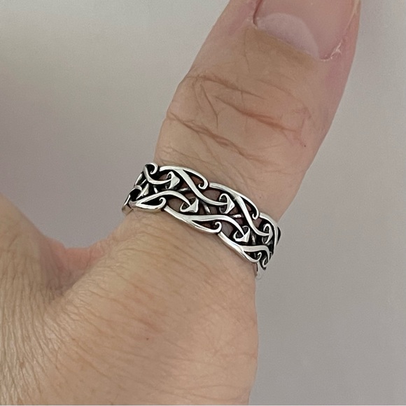 Sterling Silver Unisex Mushroom Band, Silver Ring, Wedding Bands, Spirit Ring - Picture 2 of 14